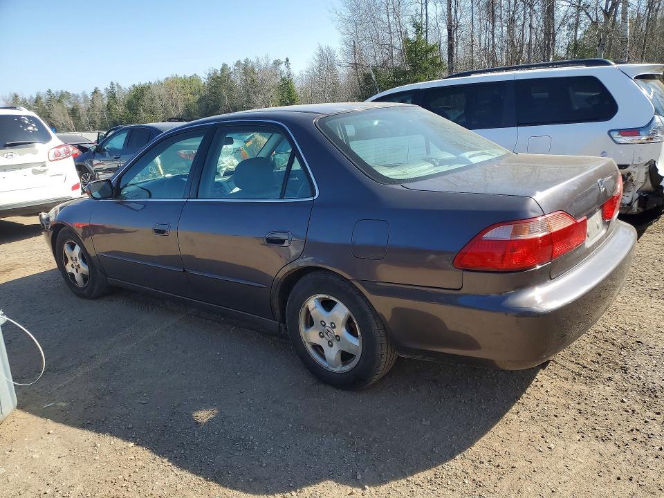 1998 Honda Accord მანქანა იყიდება აუქციონზე, vin: 1HGCG1655WA801318, აუქციონის ნომერი: 50462796