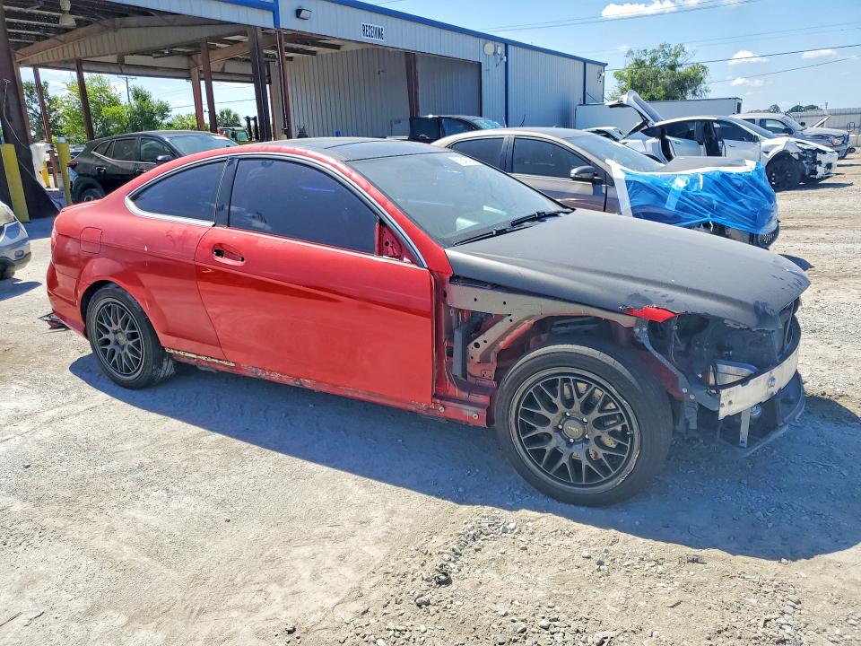 Продажа на аукционе авто 2014 Mercedes-benz C, vin: WDDGJ8JB4EG184034, номер лота: 51647596