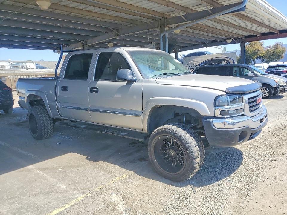 2006 Gmc New Sierra მანქანა იყიდება აუქციონზე, vin: 2GTEK13T761125411, აუქციონის ნომერი: 52152076