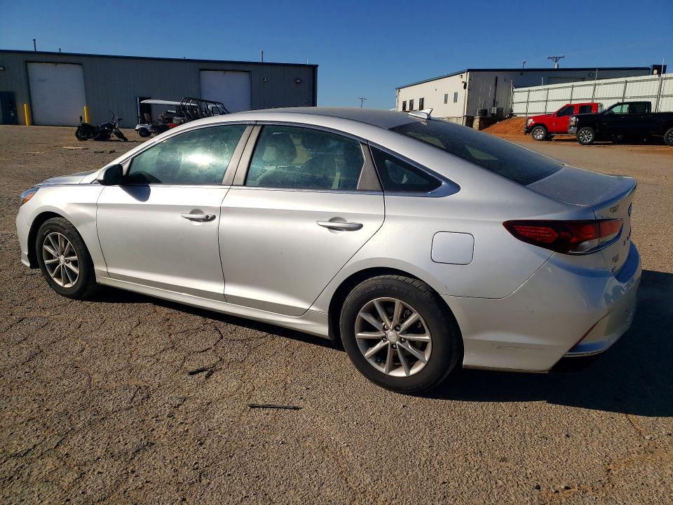 2018 Hyundai Sonata მანქანა იყიდება აუქციონზე, vin: 5NPE24AF5JH615609, აუქციონის ნომერი: 50403956