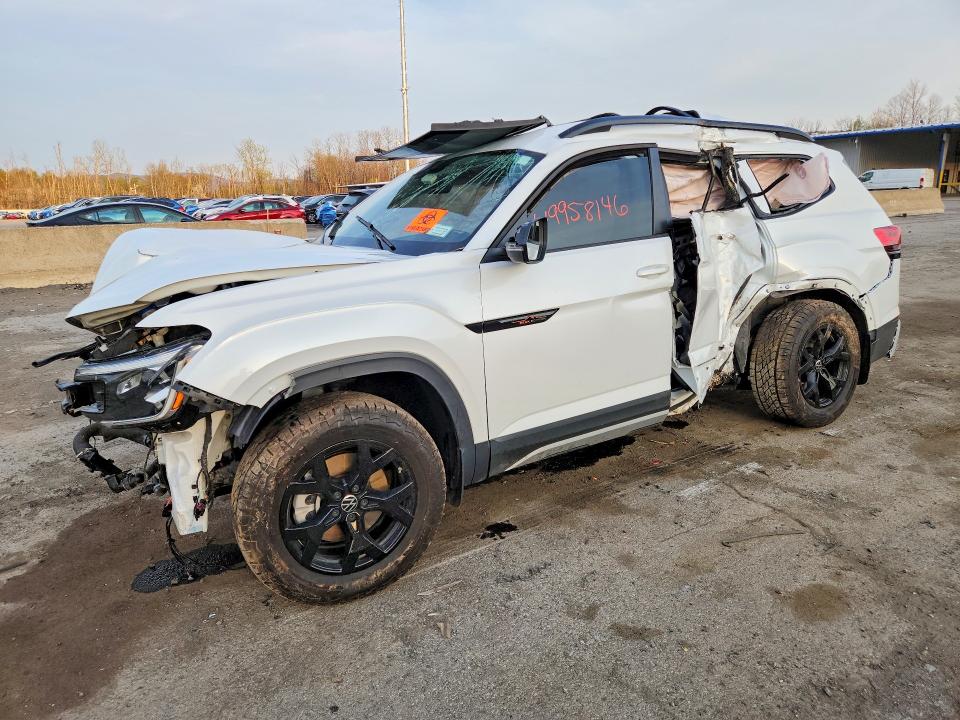 2024 Volkswagen Atlas მანქანა იყიდება აუქციონზე, vin: 1V2GR2CAXRC592537, აუქციონის ნომერი: 49958146