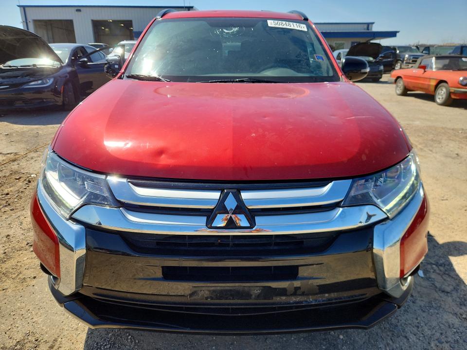 50848116 :رقم المزاد ، JA4AZ3A31JZ064866 vin ، 2018 Mitsubishi Outlander مزاد بيع