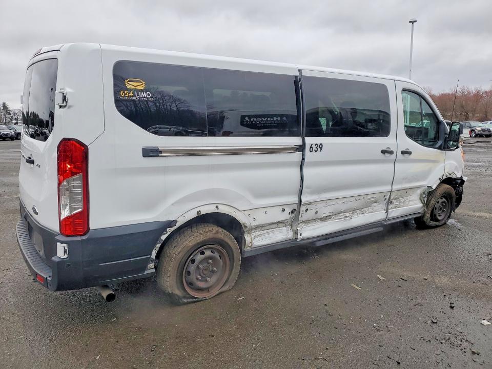 46236826 :رقم المزاد ، 1FBAX2Y87NKA43658 vin ، 2022 Ford Transit مزاد بيع