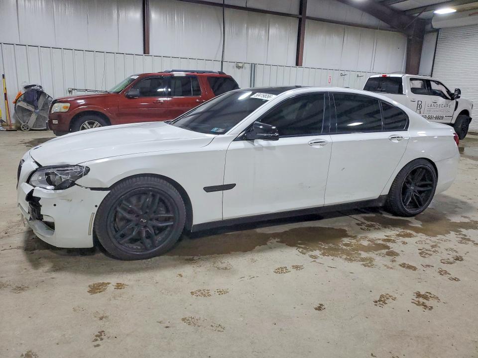 50419656 :رقم المزاد ، WBAYB6C5XFG299257 vin ، 2015 Bmw 750 مزاد بيع