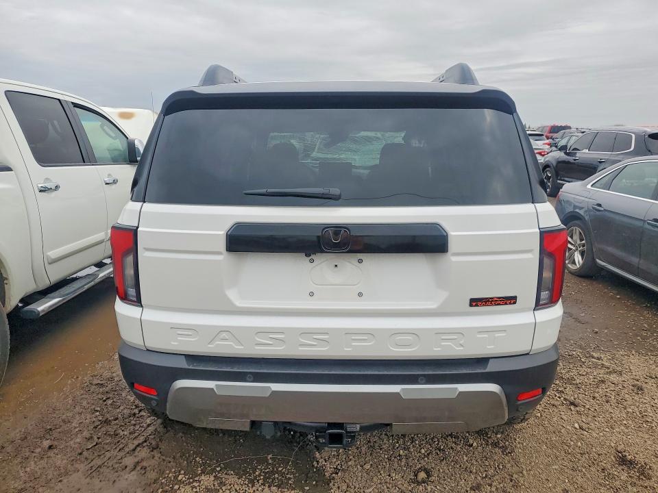 Продажа на аукционе авто 2026 Honda Passport, vin: 5FNYF9H84TB053029, номер лота: 48759126