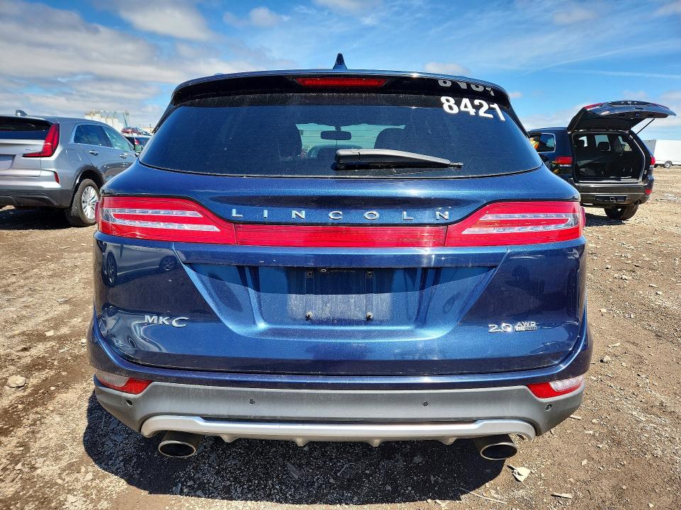 2015 Lincoln Townhouse Mkc მანქანა იყიდება აუქციონზე, vin: 5LMCJ2A99FUJ01793, აუქციონის ნომერი: 51606916