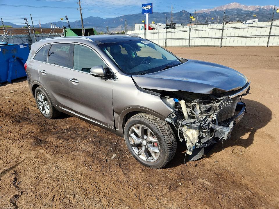 2018 Kia Sorento მანქანა იყიდება აუქციონზე, vin: 5XYPKDA54JG377842, აუქციონის ნომერი: 50389116