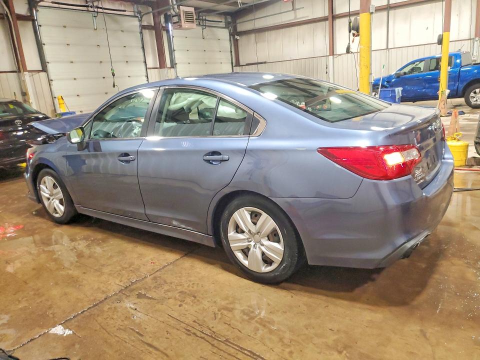 51363876 :رقم المزاد ، 4S3BNAA63J3045405 vin ، 2018 Subaru Legacy مزاد بيع