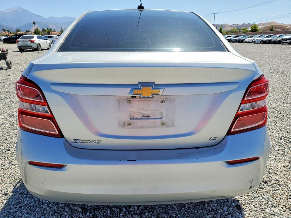51635916 :رقم المزاد ، 1G1JD5SG1H4141219 vin ، 2017 Chevrolet Sonic مزاد بيع