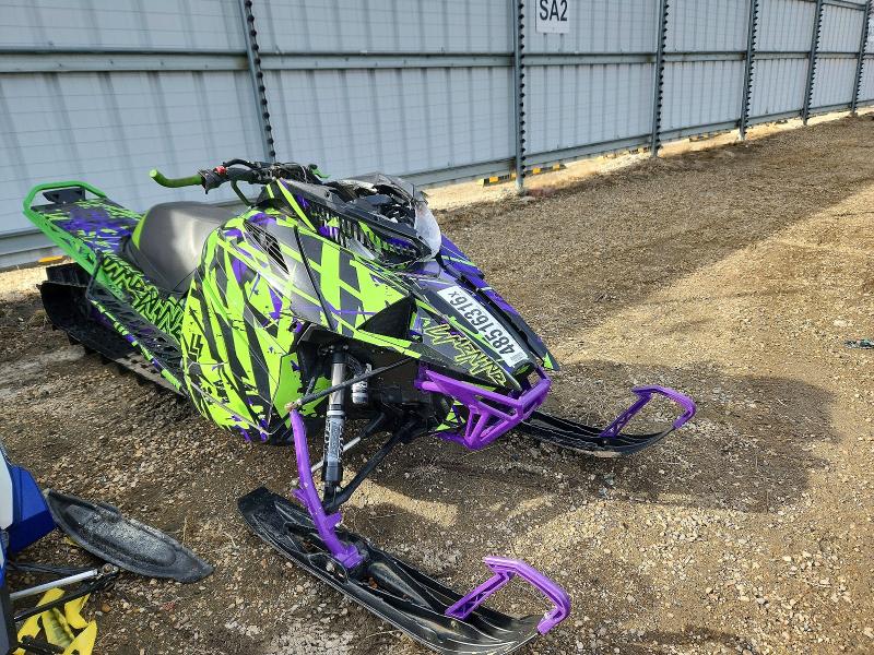 48516316 :رقم المزاد ، 4UF19SNW6KT115988 vin ، 2019 Arctic Cat M 8000 Mountain Cat مزاد بيع