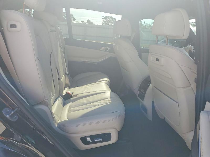 Продажа на аукционе авто 2022 Bmw X7, vin: 5UXCW2C04N9M46950, номер лота: 49749306