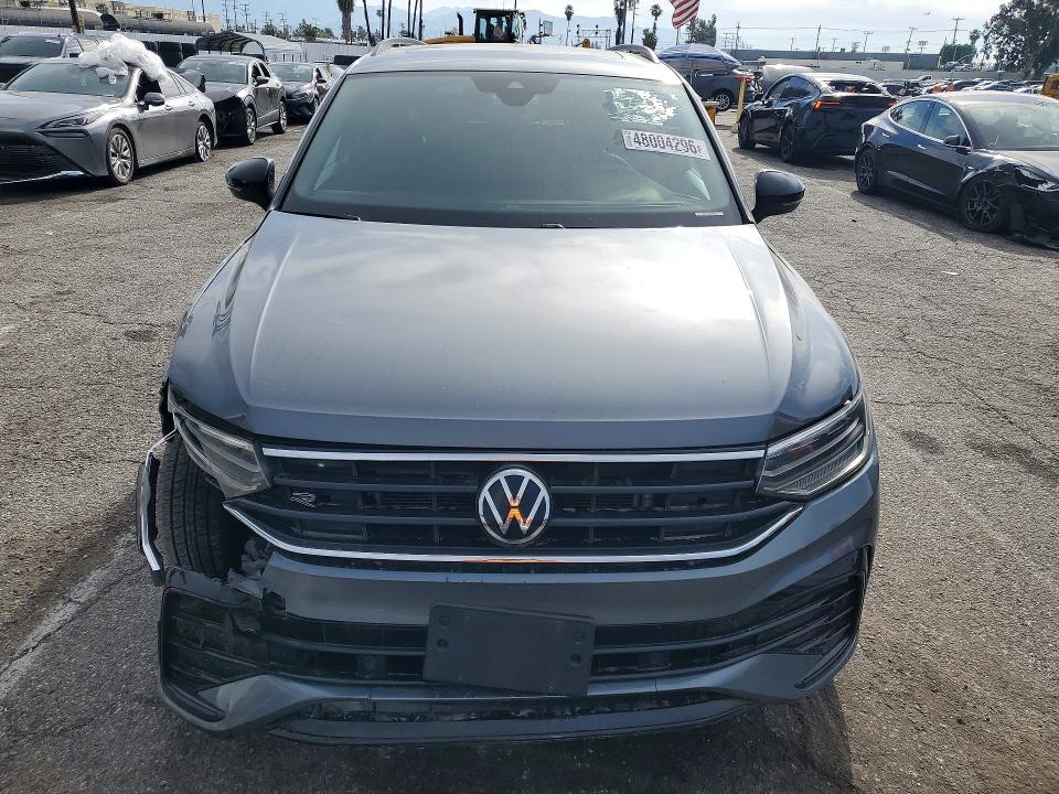 Продажа на аукционе авто 2022 Volkswagen Tiguan, vin: 3VVCB7AX7NM053277, номер лота: 48004296