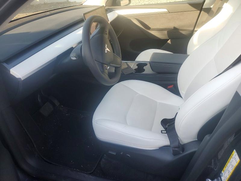 49796526 :رقم المزاد ، 7SAYGDEE4RA215731 vin ، 2024 Tesla Model Y مزاد بيع