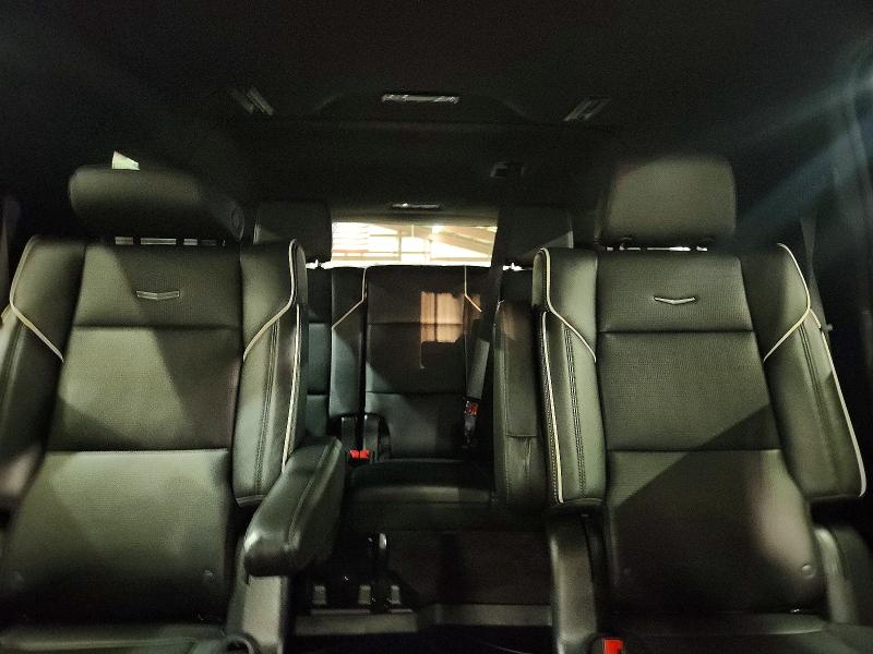 51264596 :رقم المزاد ، 1GYS4KKL1NR338990 vin ، 2022 Cadillac Escalade مزاد بيع