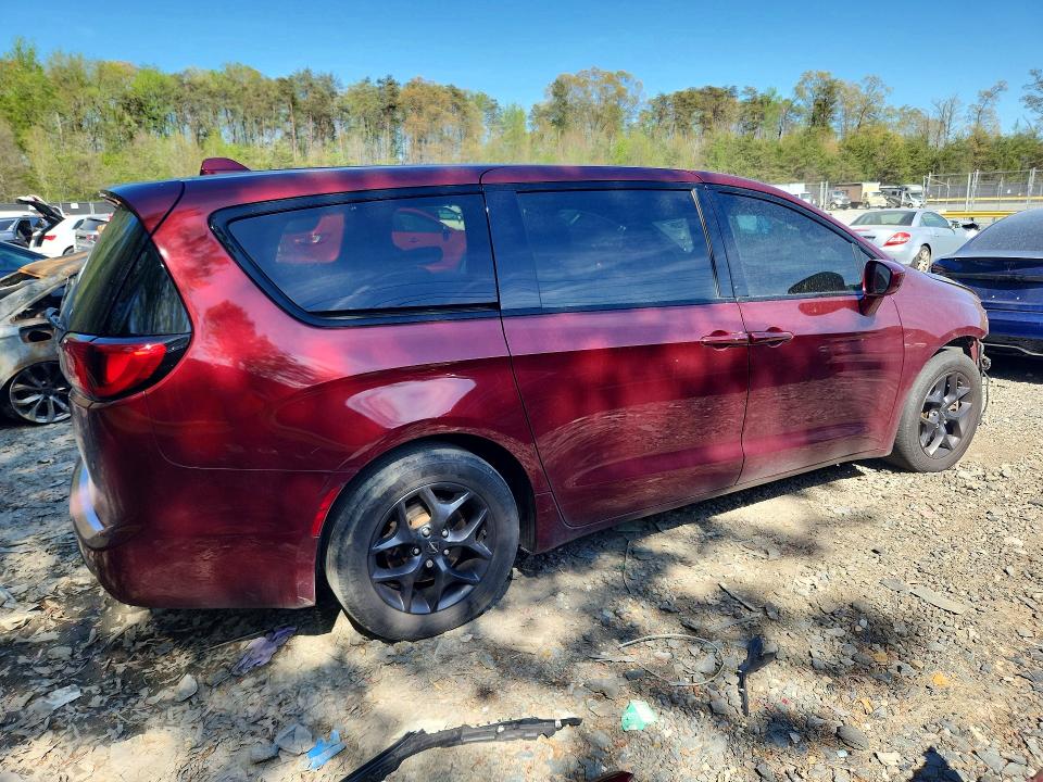 Продажа на аукционе авто 2018 Chrysler Pacifica, vin: 2C4RC1FG6JR339622, номер лота: 49624596