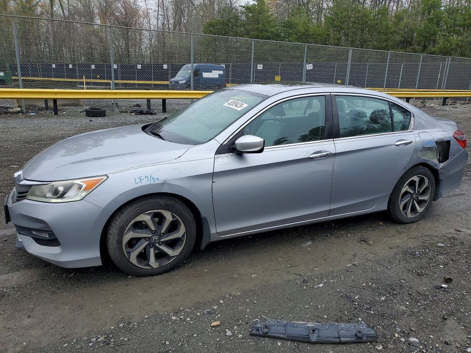 Продаж на аукціоні авто 2017 Honda Accord, vin: 1HGCR2F70HA032070, номер лоту: 48309426