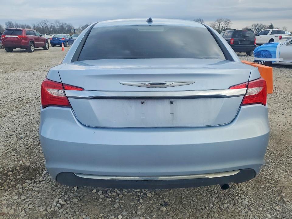 48233836 :رقم المزاد ، 1C3CCBAB7DN641840 vin ، 2013 Chrysler 200 مزاد بيع
