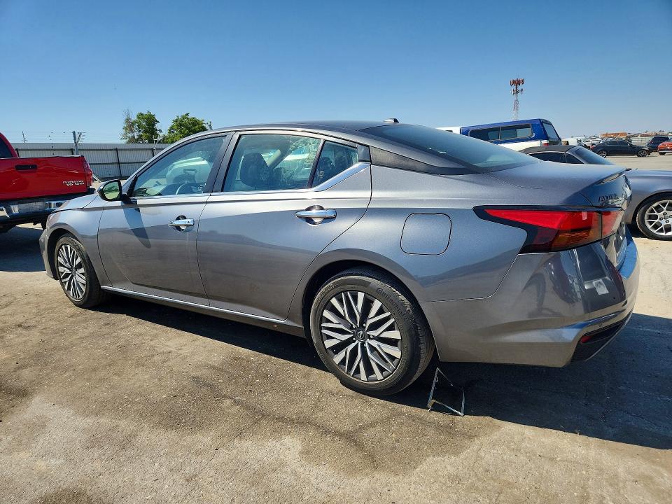51534416 :رقم المزاد ، 1N4BL4DV9PN385588 vin ، 2023 Nissan Altima مزاد بيع