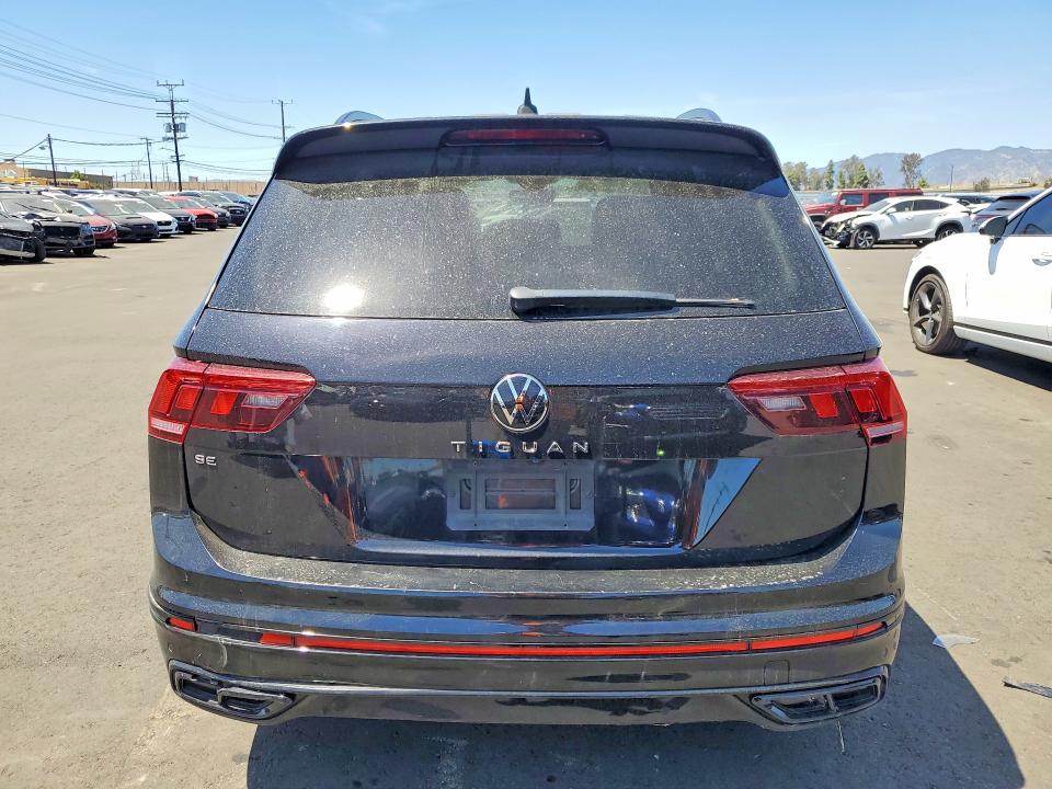50680836 :رقم المزاد ، 3VVCB7AX1NM017214 vin ، 2022 Volkswagen Tiguan مزاد بيع