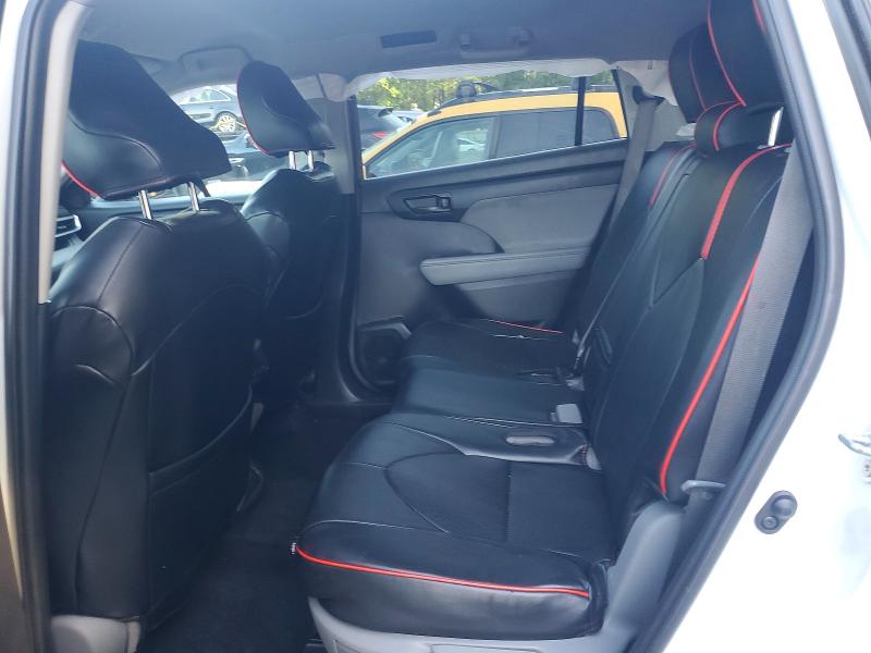 49629266 :رقم المزاد ، 5TDZZRAH8MS526773 vin ، 2021 Toyota Highlander مزاد بيع