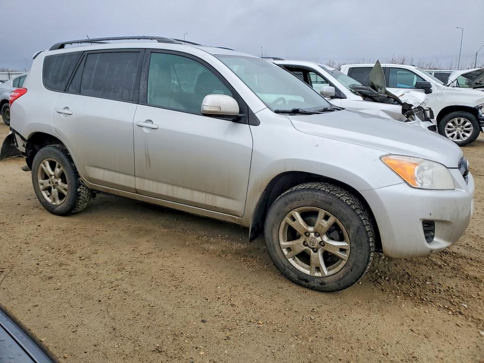 49347606 :رقم المزاد ، 2T3BF4DV9BW147632 vin ، 2011 Toyota Rav4 مزاد بيع