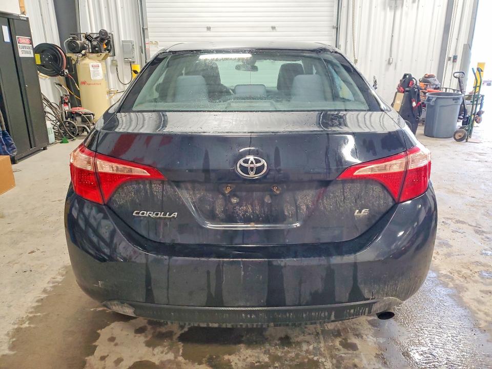 Продажа на аукционе авто 2018 Toyota Corolla, vin: 2T1BURHE1JC091076, номер лота: 49761196