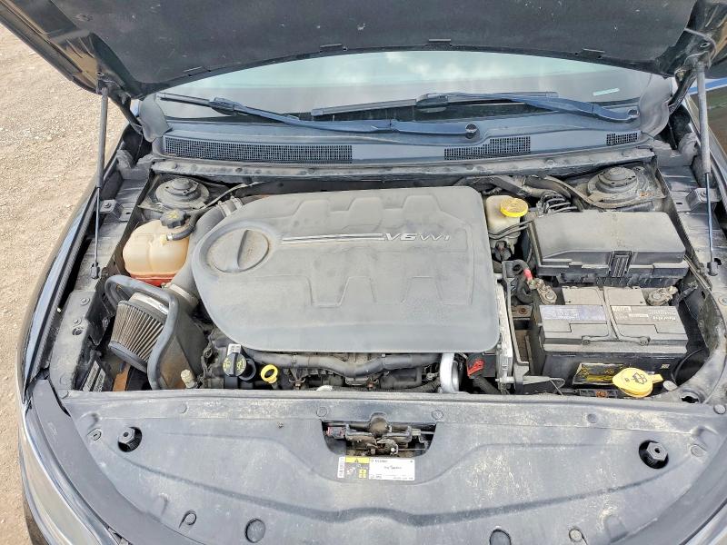 49751346 :رقم المزاد ، 1C3CCCDG1FN583319 vin ، 2015 Chrysler 200 مزاد بيع
