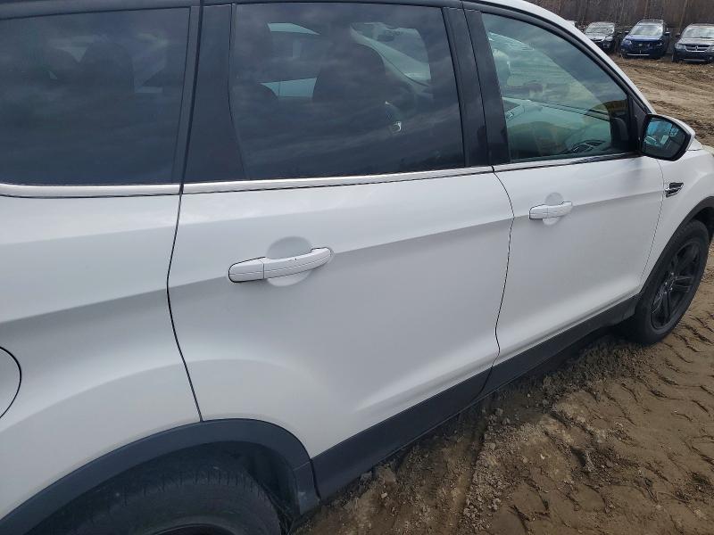 50060296 :رقم المزاد ، 1FMCU9G92DUB58294 vin ، 2013 Ford Escape مزاد بيع