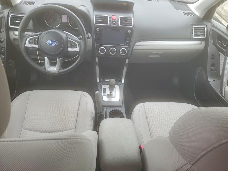 51143066 :رقم المزاد ، JF2SJAEC8HH586573 vin ، 2017 Subaru Forester مزاد بيع