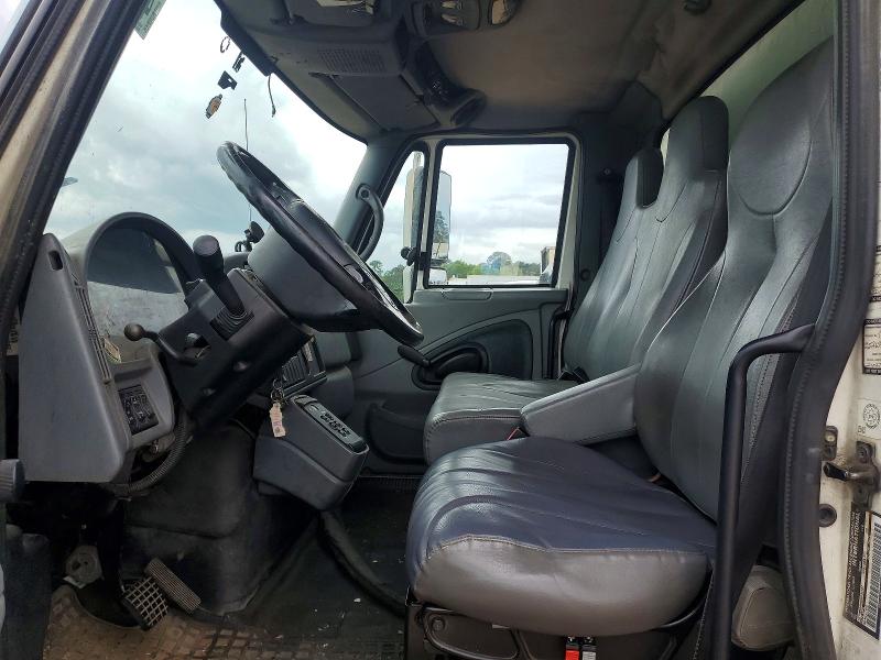 58151806 :رقم المزاد ، 1HTMKAAN65H695107 vin ، 2005 International 4000 مزاد بيع