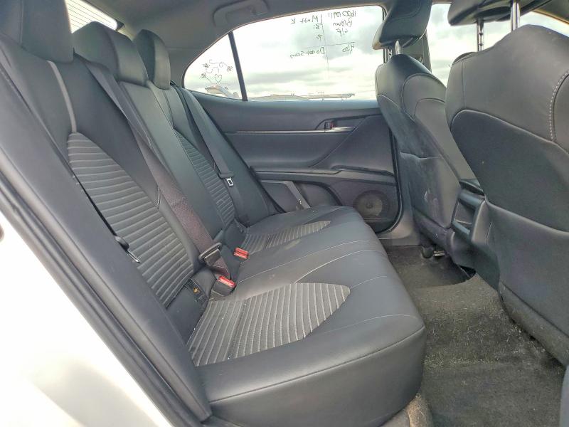 50196566 :رقم المزاد ، JTNB11HKXJ3007289 vin ، 2018 Toyota Camry مزاد بيع