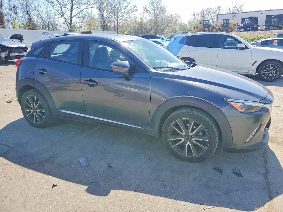 49271566 :رقم المزاد ، JM1DKFD71J0304574 vin ، 2018 Mazda Cx-3 مزاد بيع