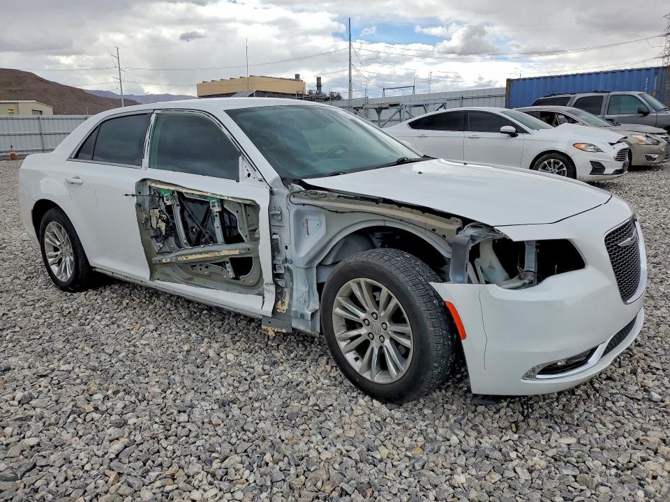 2019 Chrysler 300 მანქანა იყიდება აუქციონზე, vin: 2C3CCAAG4KH659191, აუქციონის ნომერი: 49769726