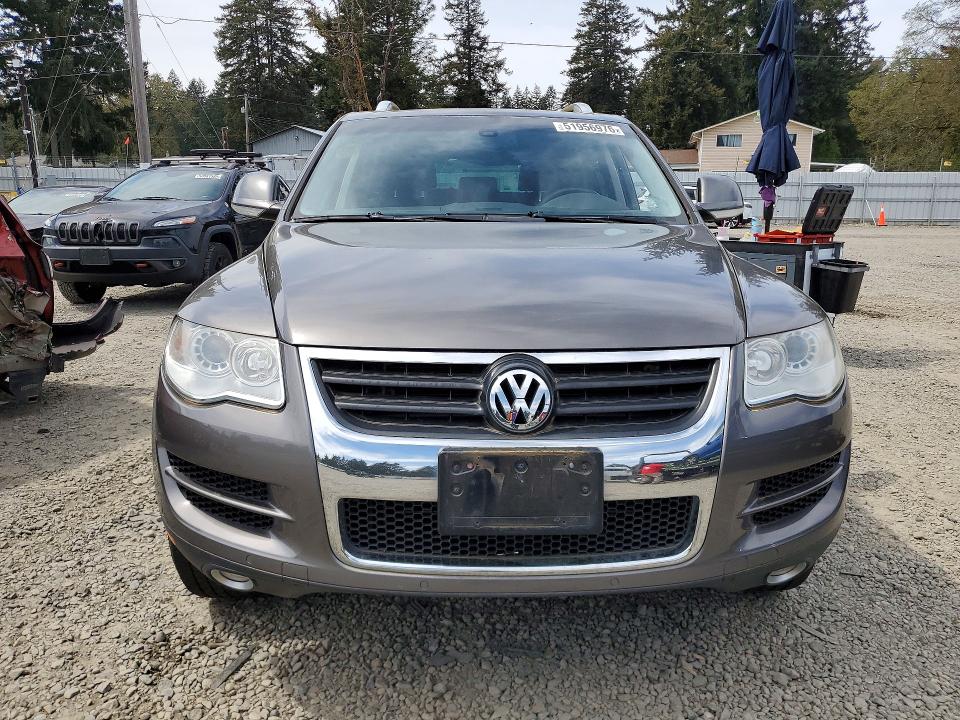 Продажа на аукционе авто 2010 Volkswagen Touareg, vin: WVGFK7A9XAD003892, номер лота: 51956976