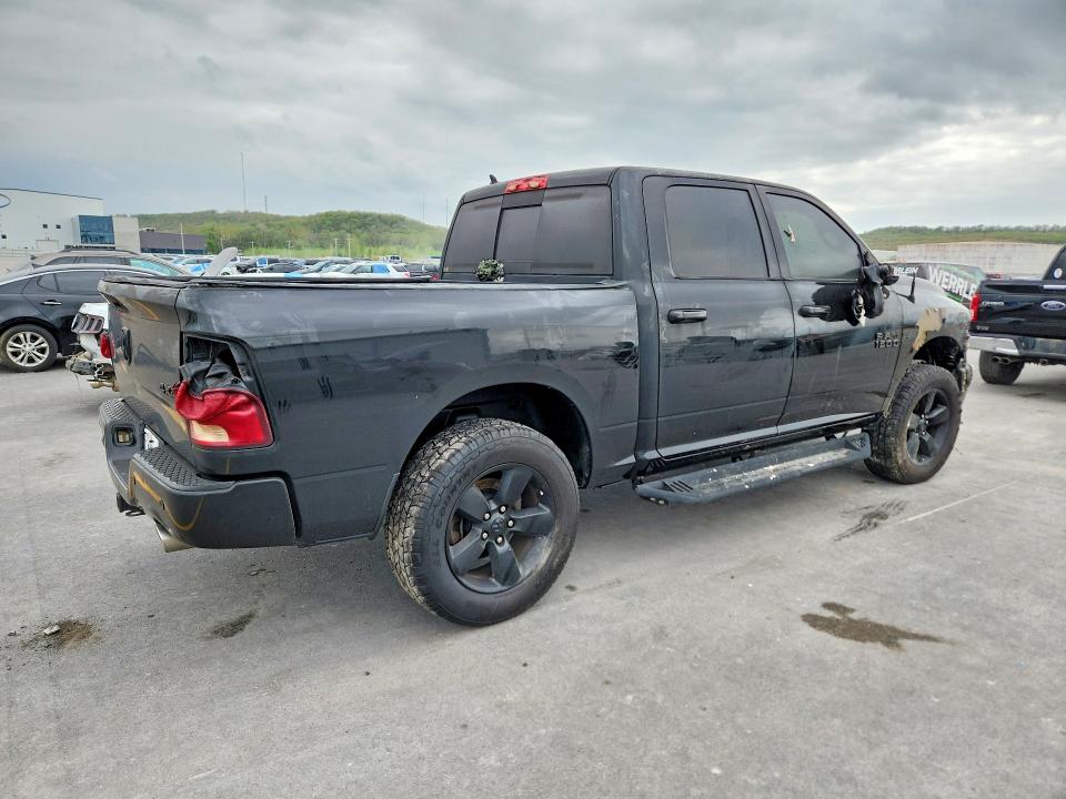 48632936 :رقم المزاد ، 1C6RR7LM9JS241783 vin ، 2018 Ram 1500 مزاد بيع