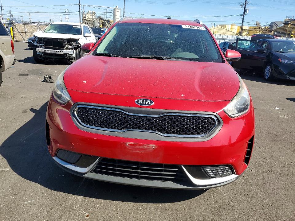 51357566 :رقم المزاد ، KNDCB3LC8H5094495 vin ، 2017 Kia Niro مزاد بيع
