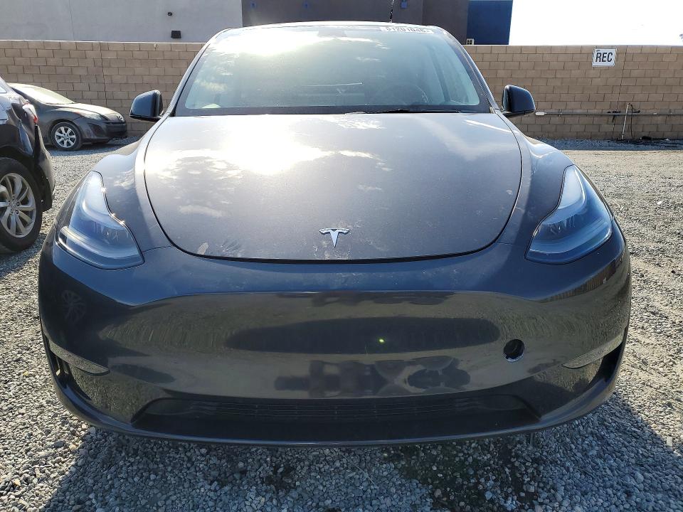 2024 Tesla Model Y მანქანა იყიდება აუქციონზე, vin: 7SAYGDEE8RF081616, აუქციონის ნომერი: 51201046