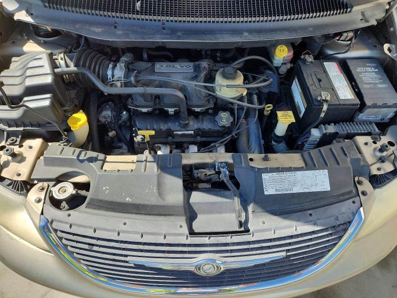 Продаж на аукціоні авто 2002 Chrysler Town & Country, vin: 2C8GP74L82R678994, номер лоту: 50398036