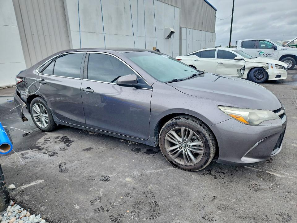 2016 Toyota Camry მანქანა იყიდება აუქციონზე, vin: 4T1BF1FK3GU208748, აუქციონის ნომერი: 49050246