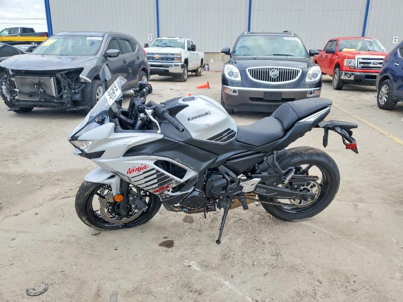 Продажа на аукционе авто 2026 Kawasaki Ex650, vin: ML5EXEP16TDAH0055, номер лота: 49901956