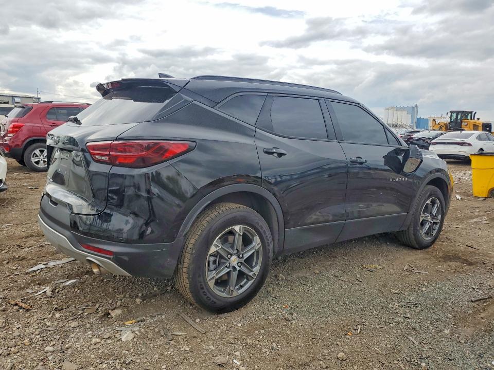 Продажа на аукционе авто 2024 Chevrolet Blazer, vin: 3GNKBHR4XRS159452, номер лота: 51139206