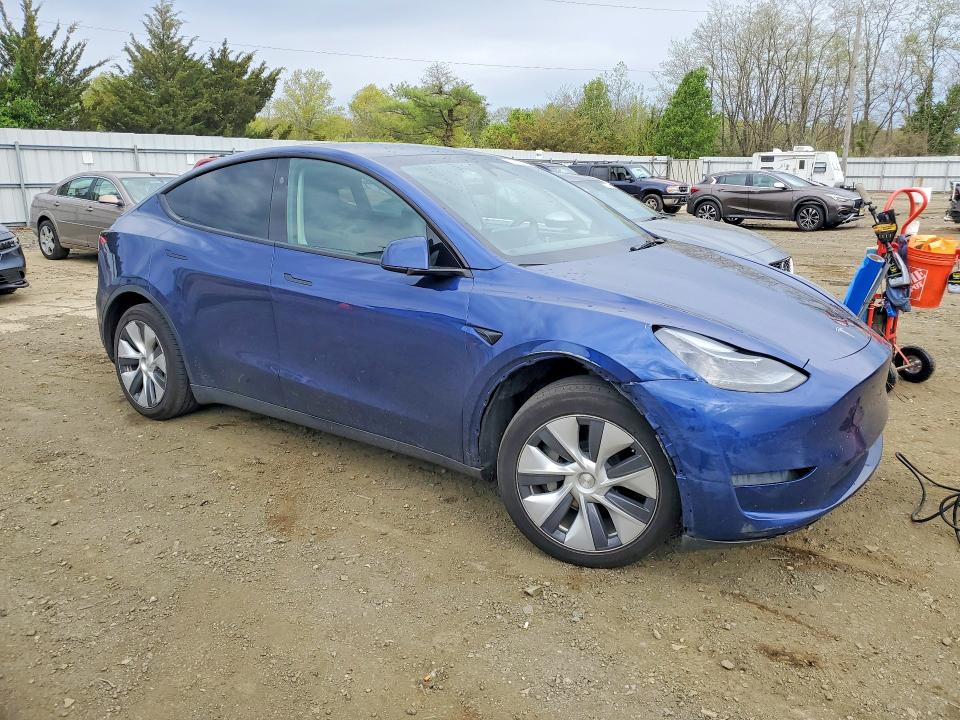 2024 Tesla Model Y მანქანა იყიდება აუქციონზე, vin: 7SAYGDEEXRF085814, აუქციონის ნომერი: 50926376
