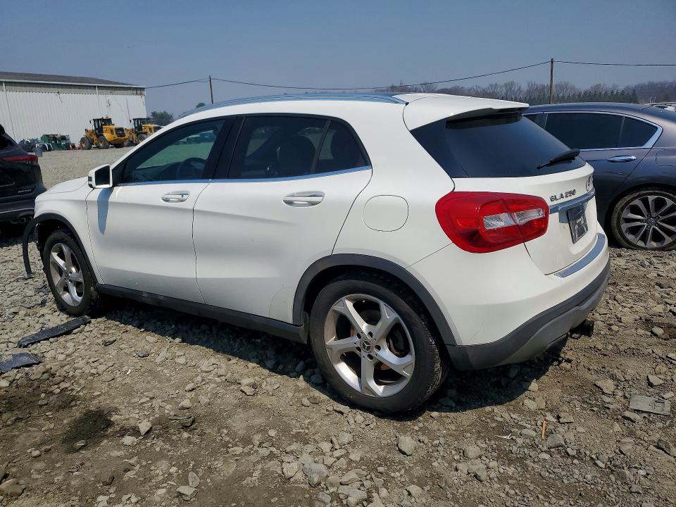 Продажа на аукционе авто 2019 Mercedes-benz Gla, vin: WDCTG4GBXKJ630705, номер лота: 49338266