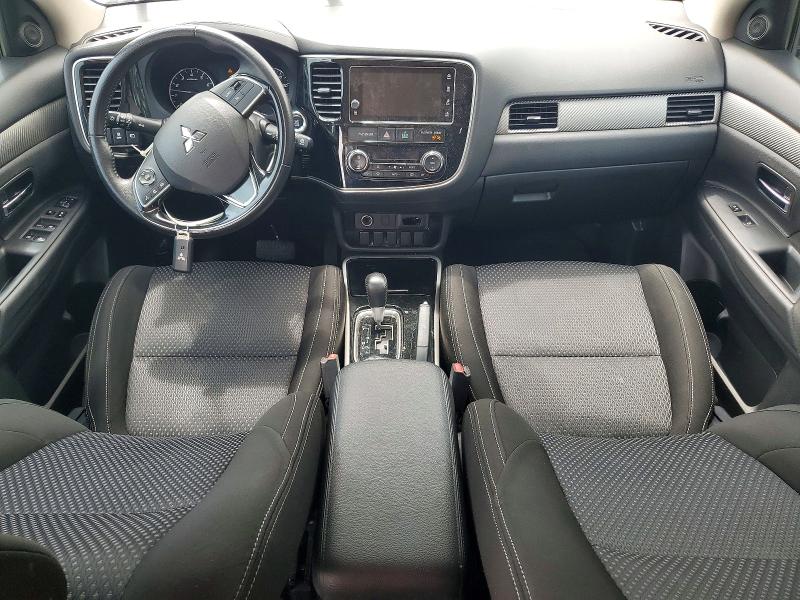 Продажа на аукционе авто 2018 Mitsubishi Outlander, vin: JA4AD3A38JZ006235, номер лота: 49761746