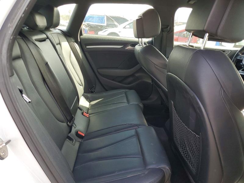 50994726 :رقم المزاد ، WAUUPBFF8HA146136 vin ، 2017 Audi A3 مزاد بيع