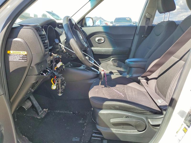 51552306 :رقم المزاد ، KNDJN2A28F7153811 vin ، 2015 Kia Soul مزاد بيع