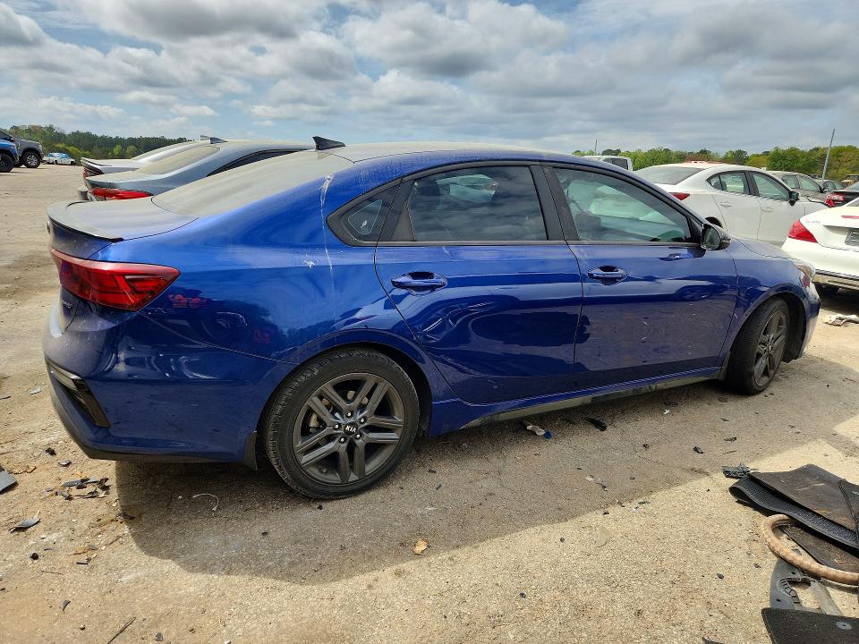 2021 Kia Forte მანქანა იყიდება აუქციონზე, vin: 3KPF34AD8ME375299, აუქციონის ნომერი: 48119136