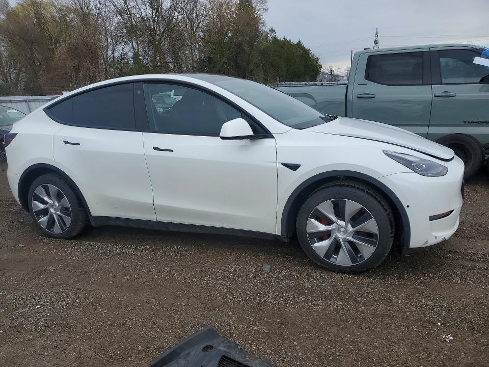 2022 Tesla Model Y მანქანა იყიდება აუქციონზე, vin: 7SAYGAEE4NF532940, აუქციონის ნომერი: 49411696