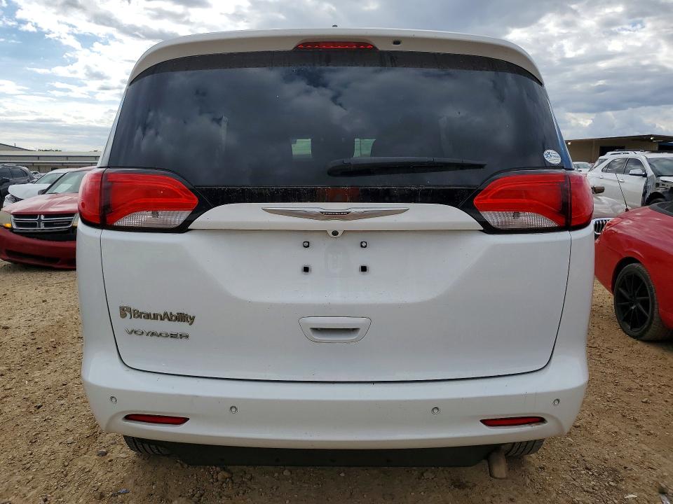 49509716 :رقم المزاد ، 2C4RC1CGXNR105381 vin ، 2022 Chrysler Voyager مزاد بيع