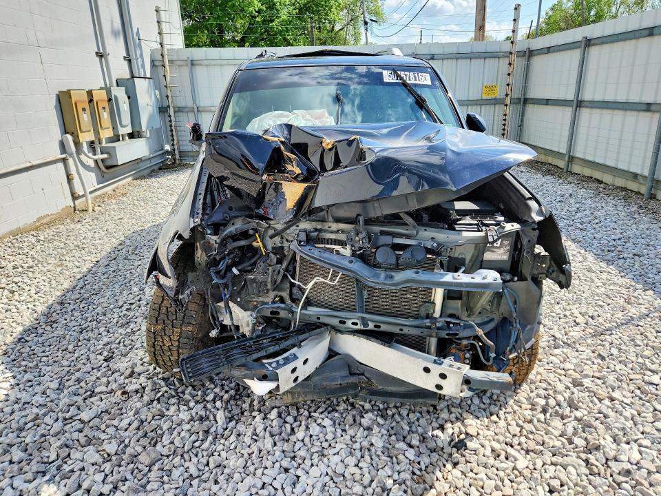 Продажа на аукционе авто 2017 Toyota 4runner, vin: JTEBU5JR3H5422152, номер лота: 50757816